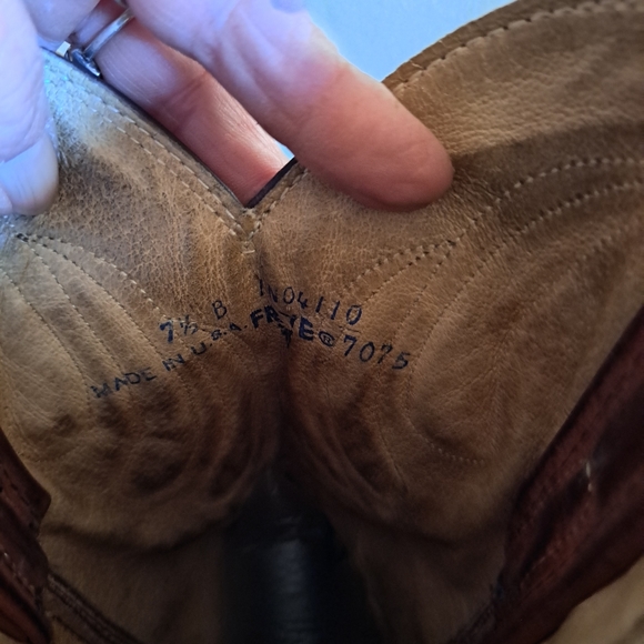 Frye western style heeled boots, 7.5 in very used condition - Picture 6 of 11